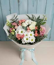 Букет цветов из:  Розы, Лизиантусы и Хризантемы в Чкаловске