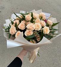 Букет Кремовые розы Латте в Чкаловске