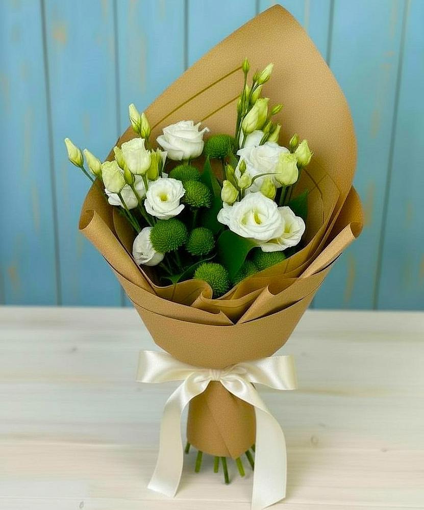 Букет цветов из: Хризантемы и Лизиантусы в Чкаловске