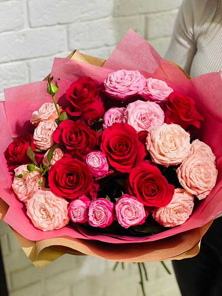 Букет цветов из: Розы в Чкаловске