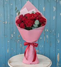 Букет цветов из:  Розы в Чкаловске