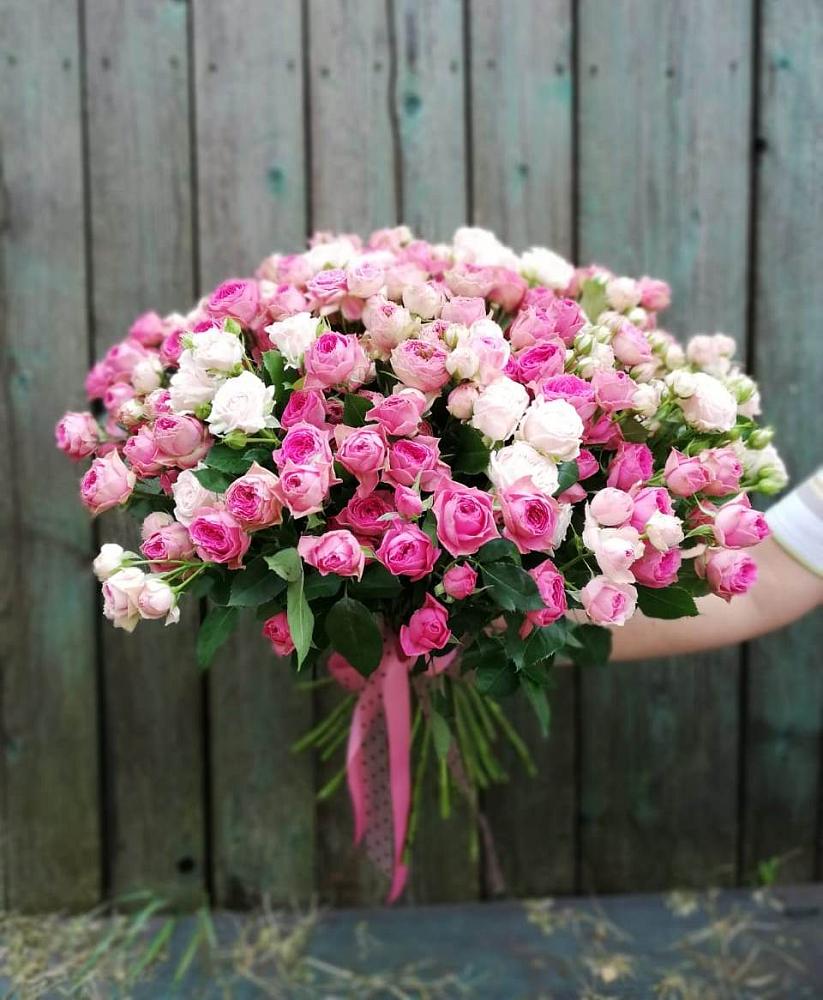 Букет Розовые кустовые розы Натали и Лав Лидия в Чкаловске