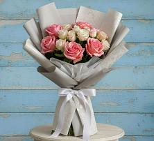 Букет цветов из:  Розы в Чкаловске